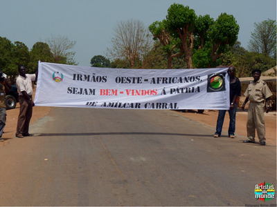 Banderole de bienvenue lors de l'arrive en Guine-Bissau